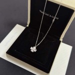 2026年2月1日入荷新品van cleef & arpelsネックレスギフト/誕生日/記念品/アクセサリーxin工場