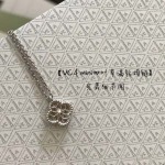 2026年2月1日入荷新品van cleef & arpelsネックレスギフト/誕生日/記念品/アクセサリーxin工場