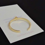 2026年2月1日入荷新品van cleef & arpels腕輪/ブレスレットギフト/誕生日/記念品/アクセサリーxin工場