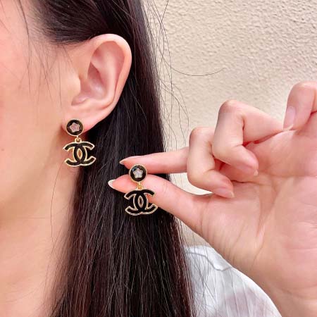 2026年2月2日入荷新品シャネルピアスギフト/誕生日/記念...