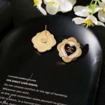 2026年2月2日入荷新品シャネルピアスギフト/誕生日/記念品/アクセサリーxin工場