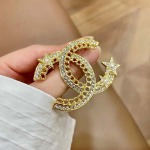 2026年2月2日入荷新品シャネルブローチギフト/誕生日/記念品/アクセサリーxin工場