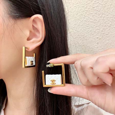 2026年2月2日入荷新品シャネルピアスギフト/誕生日/記念...