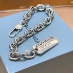 2026年2月3日入荷新品Balenciagaブレスレットギフト/誕生日/記念品/アクセサリーxin工場