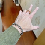 2026年2月3日入荷新品Balenciagaブレスレットギフト/誕生日/記念品/アクセサリーxin工場