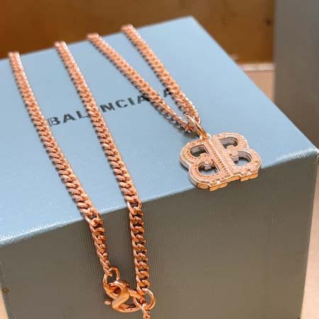 2026年2月3日入荷新品Balenciagaネックレスギフ...