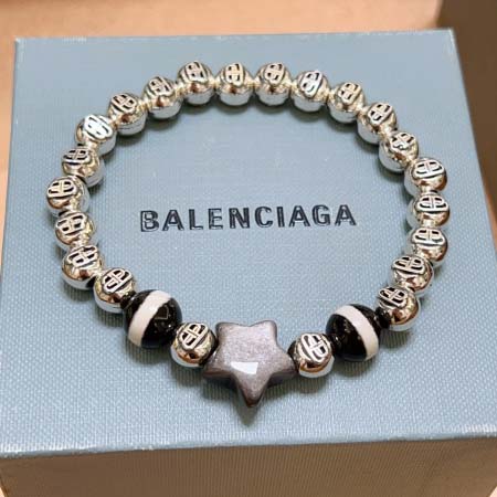 2026年2月3日入荷新品Balenciagaブレスレットギ...