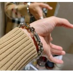 2026年2月3日入荷新品Balenciagaブレスレットギフト/誕生日/記念品/アクセサリーxin工場