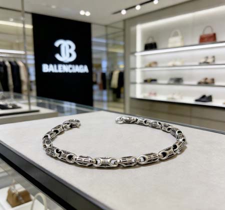 2026年2月3日入荷新品Balenciagaブレスレットギ...