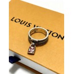 2026年2月3日入荷新品ルイヴィトン指輪ギフト/誕生日/記念品/アクセサリーxin工場