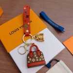 2026年2月3日入荷新品ルイヴィトン キーホルダー ギフト/誕生日/記念品/アクセサリーxin工場