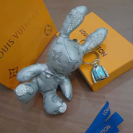 2026年2月3日入荷新品ルイヴィトン キーホルダー ギフト...