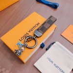 2026年2月3日入荷新品ルイヴィトン キーホルダー ギフト/誕生日/記念品/アクセサリーxin工場