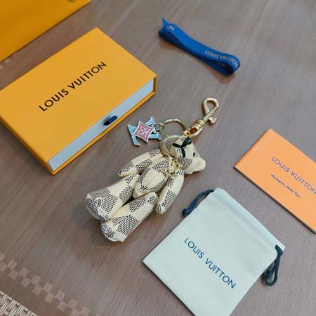 2026年2月3日入荷新品ルイヴィトン キーホルダー ギフト...