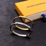 2026年2月3日入荷新品ルイヴィトン腕輪/ブレスレットギフト/誕生日/記念品/アクセサリーxin工場