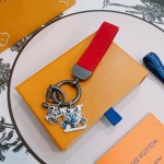 2026年2月3日入荷新品ルイヴィトン キーホルダー ギフト/誕生日/記念品/アクセサリーxin工場