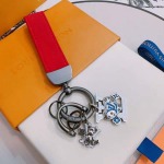 2026年2月3日入荷新品ルイヴィトン キーホルダー ギフト/誕生日/記念品/アクセサリーxin工場