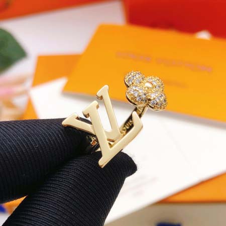 2026年2月3日入荷新品ルイヴィトン指輪ギフト/誕生日/記...