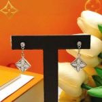 2026年2月3日入荷新品ルイヴィトンピアスギフト/誕生日/記念品/アクセサリーxin工場