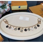 2026年2月3日入荷新品ルイヴィトン キーホルダー ギフト/誕生日/記念品/アクセサリーxin工場