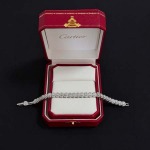 2026年2月3日入荷新品カルティエブレスレットギフト/誕生日/記念品/アクセサリーxin工場