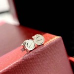 2026年2月3日入荷新品カルティエピアスギフト/誕生日/記念品/アクセサリーxin工場