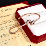 2026年2月3日入荷新品カルティエブレスレットギフト/誕生日/記念品/アクセサリーxin工場