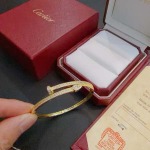 2026年2月3日入荷新品カルティエブレスレットギフト/誕生日/記念品/アクセサリーxin工場