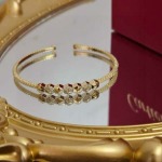 2026年2月3日入荷新品カルティエ腕輪/ブレスレットギフト/誕生日/記念品/アクセサリーxin工場