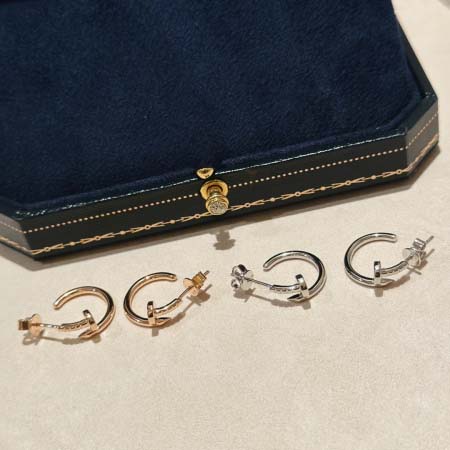 2026年2月4日入荷新品Cartierピアスギフト/誕生日...