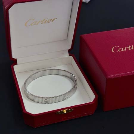 2026年2月4日入荷新品Cartier腕輪/ブレスレットギ...