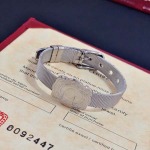 2026年2月4日入荷新品Cartierブレスレットギフト/誕生日/記念品/アクセサリーxin工場