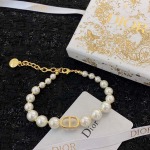 2026年2月5日入荷新品Diorブレスレットギフト/誕生日/記念品/アクセサリーxin工場