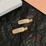 2026年2月5日入荷新品miumiuヘアピンギフト/誕生日/記念品/アクセサリーxin工場