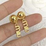 2026年2月5日入荷新品MiuMiuピアスギフト/誕生日/記念品/アクセサリーxin工場