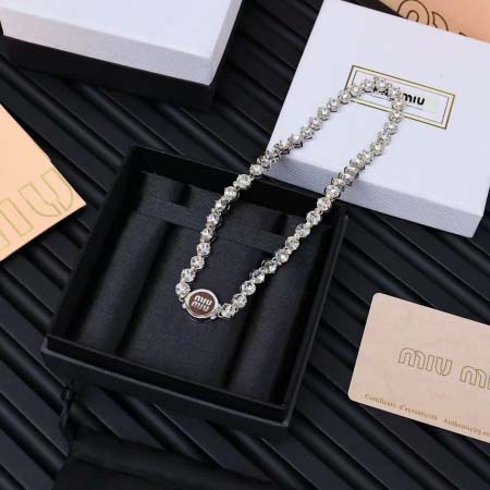 2026年2月5日入荷新品miumiuネックレスギフト/誕生...