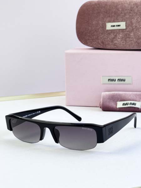 2026年2月11日新品MIU MIU原版復刻サングラスギフ...