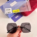 2026年2月19日新品GUCCI原版復刻サングラスギフト/誕生日/記念品/アクセサリーXY工場