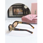 2026年2月19日新品MIUMIU原版復刻サングラスギフト/誕生日/記念品/アクセサリーXY工場