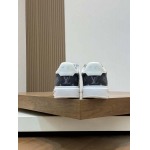 2026年2月21日入荷新作Louis Vuitton靴/スニーカー人気商品★/誕生日プレゼント/流行/高品質/JY工場