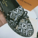 2026年2月21日入荷新作Louis Vuitton靴/スニーカー人気商品★/誕生日プレゼント/流行/高品質/JY工場