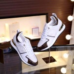 2026年2月21日入荷新作Louis Vuitton靴/スニーカー人気商品★/誕生日プレゼント/流行/高品質/JY工場