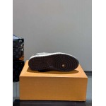 2026年2月21日入荷新作Louis Vuitton靴/スニーカー人気商品★/誕生日プレゼント/流行/高品質/JY工場