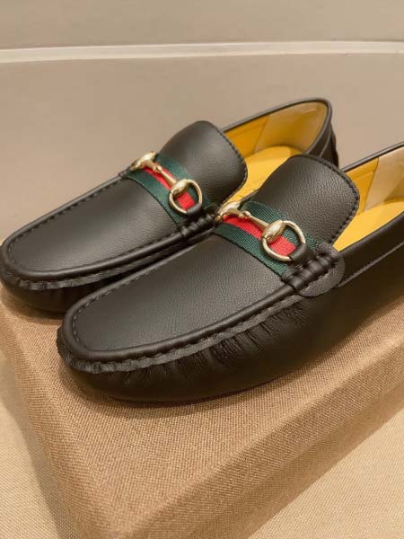 2026年2月25日入荷新作Gucci男性用靴人気商品★/誕...