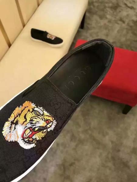 2026年2月25日入荷新作Gucci男性用靴人気商品★/誕...