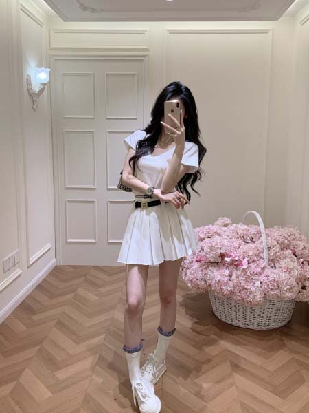 2026年2月26日入荷早春新作Miumiuハーフスカートフ...