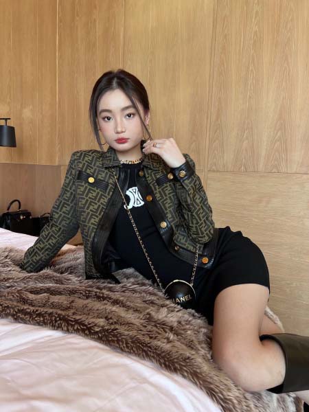 2026年2月26日入荷早春新作FENDIジャケットファッシ...