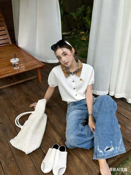 2026年3月6日入荷早春新作Burberryニット半袖女性用ファッション/誕生日プレゼント/贈り物 can工場