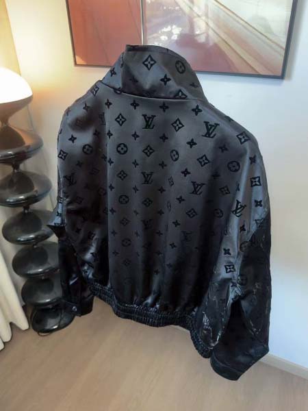 2026年3月6日入荷早春新作Louis Vuitton女性用ファッション/誕生日プレゼント/贈り物 can工場