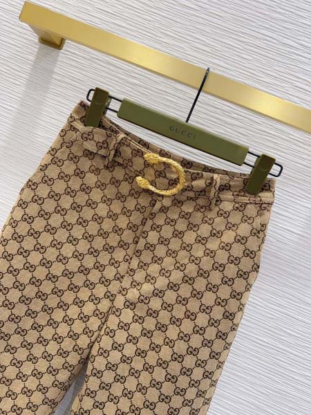 2026年3月6日入荷早春新作Gucci女性用ファッション/誕生日プレゼント/贈り物 can工場